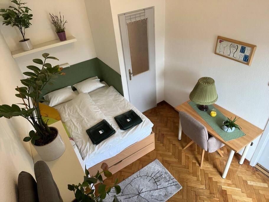 Awesome, 15 Mins To Center Home Budapest Exterior photo